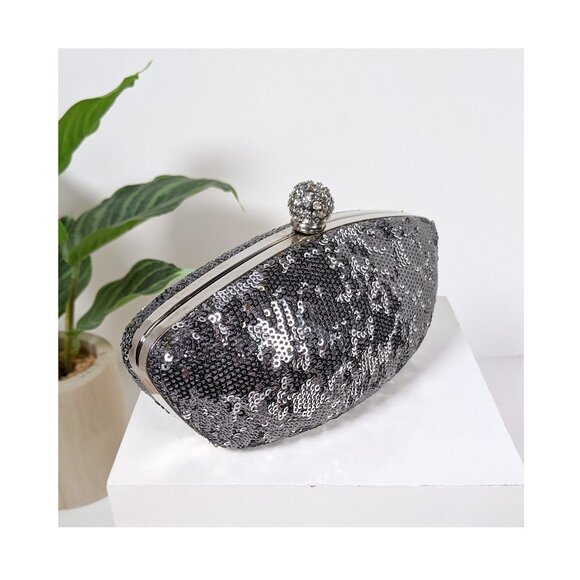 Silver Sequin Evening Hinged Clutch Tuck Away Chain by Expressions NYC - Picture 2 of 6